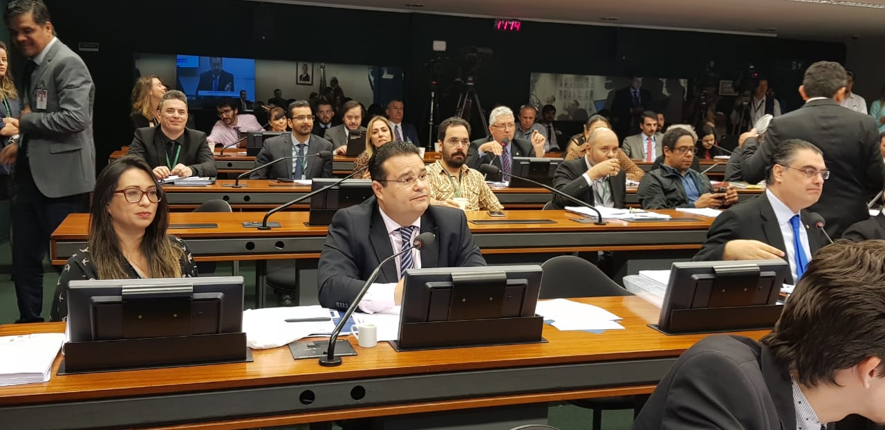 Deputados aprovam aumento do tempo de prisão para 40 anos - Foto: Márcia Paravizzi/CBN