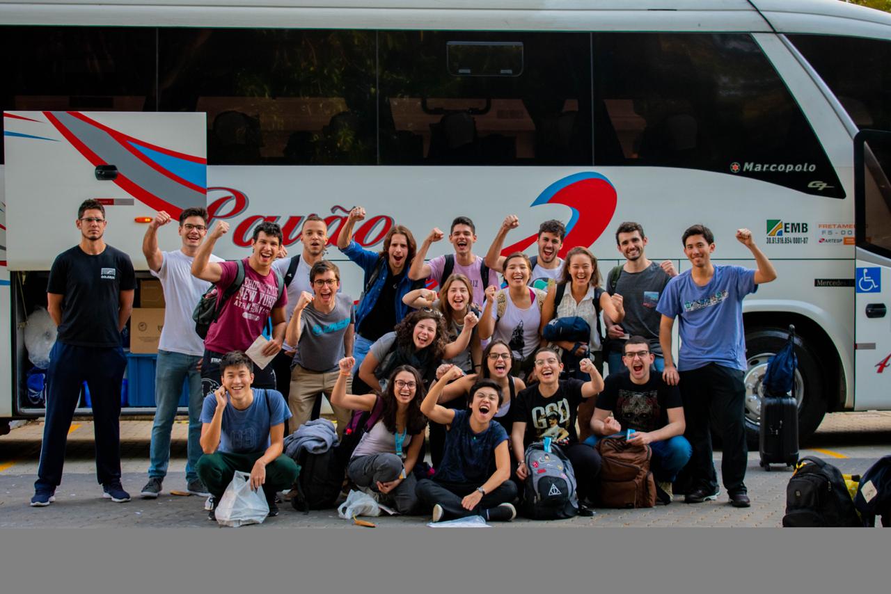 São 20 acadêmicos, além de toda uma equipe de médicos e enfermeiros. - foto: Divulgação São 20 acadêmicos, além de toda uma equipe de médicos e enfermeiros. - foto: Divulgação