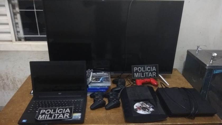 Objetos furtados de residência e recuperados pela Polícia Militar. - Arquivo/JPNEWS