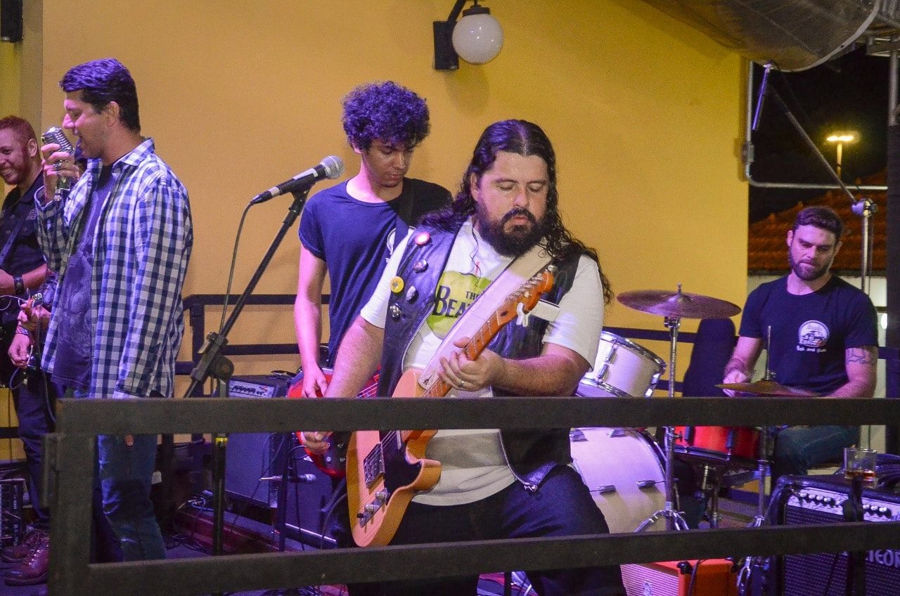 Em entrevista à CBN Campo Grande, Flávio, guitarrista, contou sobre a história da banda e o repertório da noite - Foto: Divulgação