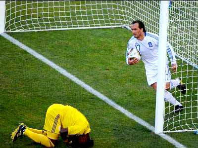 Grécia fez gol pela primeira vez na histórias das Copas - Grécia fez gol pela primeira vez na histórias das Copas -