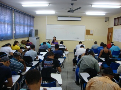 Evasão no teste, realizado no sábado, foi de 10%, em média -