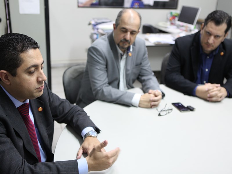 Secretário do Conselho Estadual da OAB visita Três Lagoas  - Elias Dias