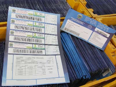 Um total de 273 mil automóveis deixarão de pagar o tributo por terem mais de 15 anos e cerca de 57 mil por serem considerados imune - Um total de 273 mil automóveis deixarão de pagar o tributo por terem mais de 15 anos e cerca de 57 mil por serem considerados imune -