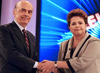 Dilma Rousseff (PT) e José Serra (PSDB) evitaram a troca de acusações diretas -