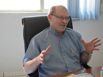 Bispo da Diocese de Três Lagoas, dom José Moreira Bastos Neto -