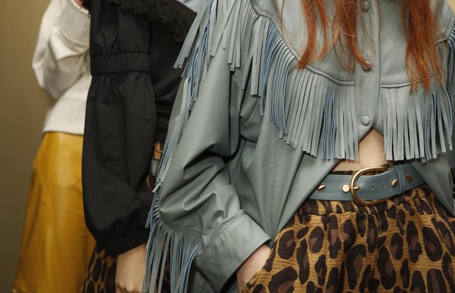 Western 2.0: franjas ganham refresh nos looks da temporada