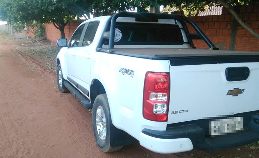 O carro foi encontrado horas depois, na rua Quatro, no residencial Quinta da Lagoa - Divulgação/PM O carro foi encontrado horas depois, na rua Quatro, no residencial Quinta da Lagoa - Divulgação/PM