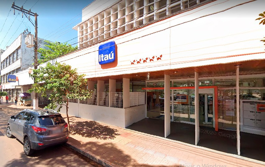 Agências bancárias são fechadas após funcionários testarem positivo para covid-19 - Foto: Reprodução/Google