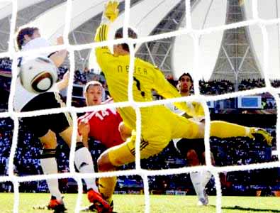 Jovanovic marca o gol da vitória -