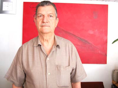 Comerciante Walckir Bernardes, da Mônica Calçados, acredita que Três Lagoas está caminhando para transformar-se em importante pólo regional do comércio -