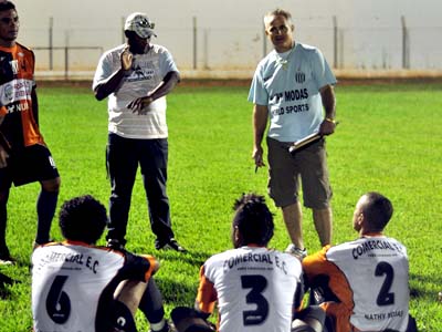 João Torres comanda treino hoje, às 18h, no ´Madrugadão´ -