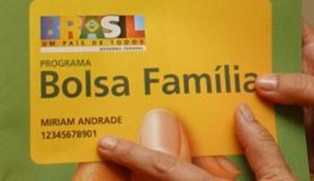 Pagamento do benefício começou a ser feito hoje e segue até o dia 30 - Divulgação 