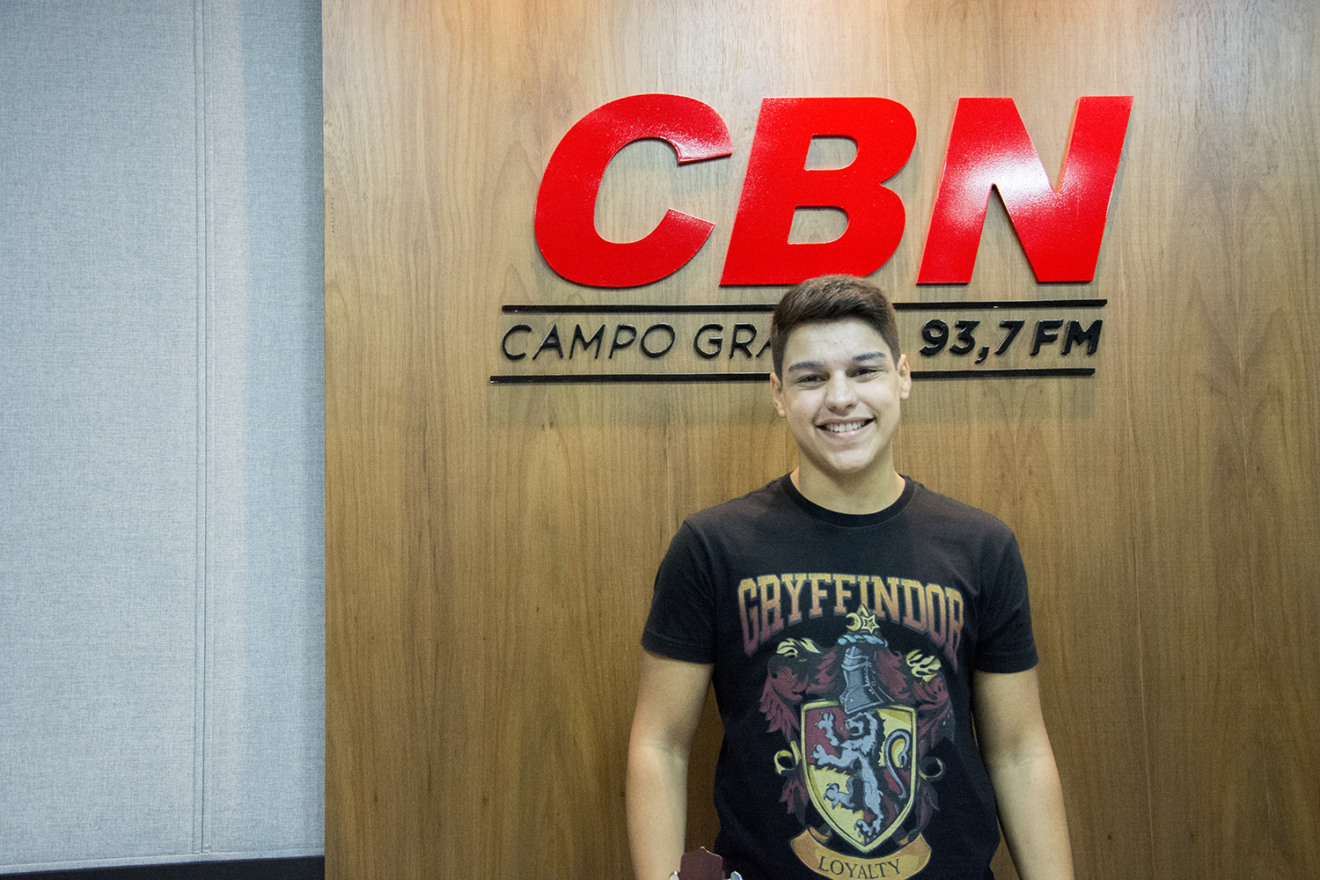 João tem trabalho novo - Jade Amorim João tem trabalho novo - Jade Amorim