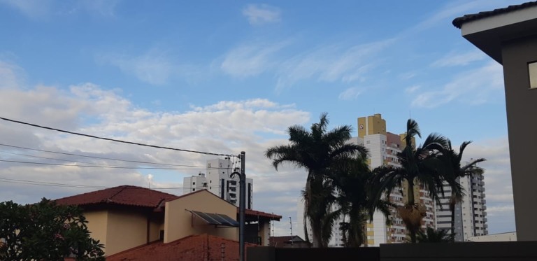 Campo Grande amanheceu com céu nublado e sensação térmica abaixo de 3°C. - Dayanne Faquetti