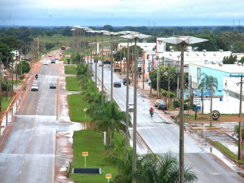 Veículos pesados continuarão passando pela avenida Ranulpho Marques Leal, em 2015 - Arquivo/Jornal do Povo 