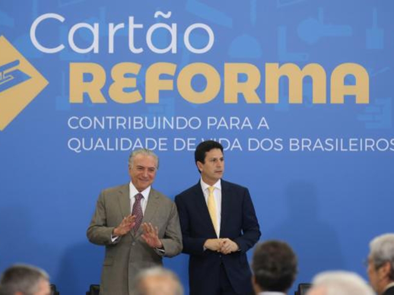 Presidente Michel Temer e o ministro das Cidades, Bruno Araújo, lançam o Cartão Reforma, no Palácio do Planalto - Valter Campanato/Agência Brasil Presidente Michel Temer e o ministro das Cidades, Bruno Araújo, lançam o Cartão Reforma, no Palácio do Planalto - Valter Campanato/Agência Brasil