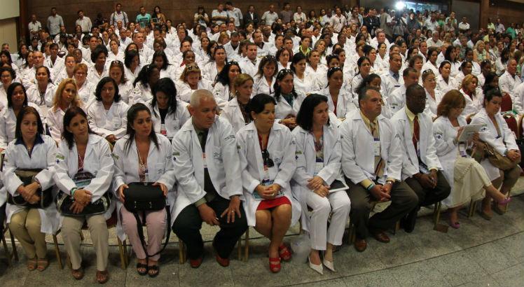 Os aprovados no Programa mais Médicos devem se apresentar nos dias 24 e 28 de junho para início imediato das atividades - Divulgação