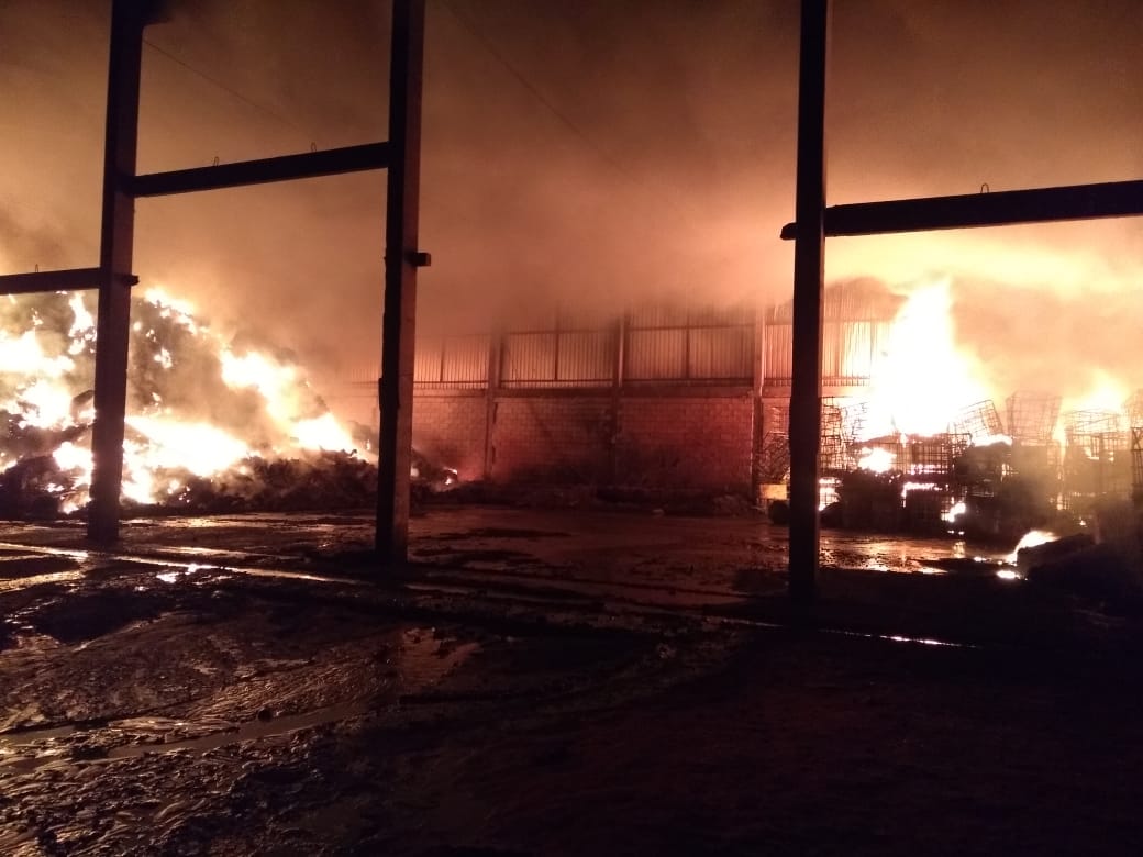 Fogo começou na noite deste sábado - Imagem cedida