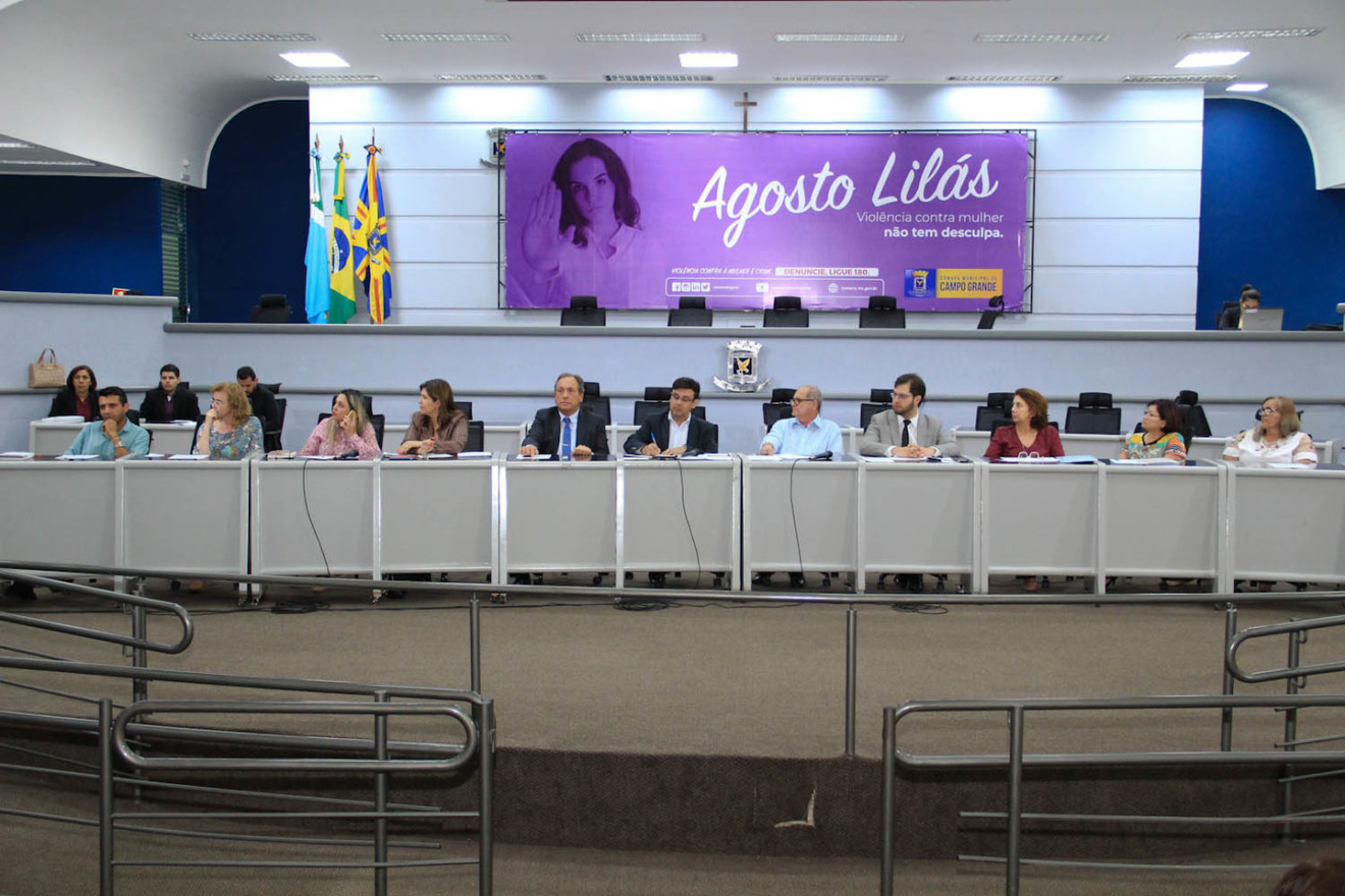 Autoridades da área da saúde, representantes de classe e pacientes acometidos por doenças raras participaram da audiência - Bruno Ribeiro/Câmara Municipal Autoridades da área da saúde, representantes de classe e pacientes acometidos por doenças raras participaram da audiência - Bruno Ribeiro/Câmara Municipal