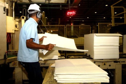 Produção industrial cresceu 0,7% de janeiro para fevereiro, mas caiu 0,7% de dezembro para janeiro - Arquivo/Amanda Oliveira/GovBA