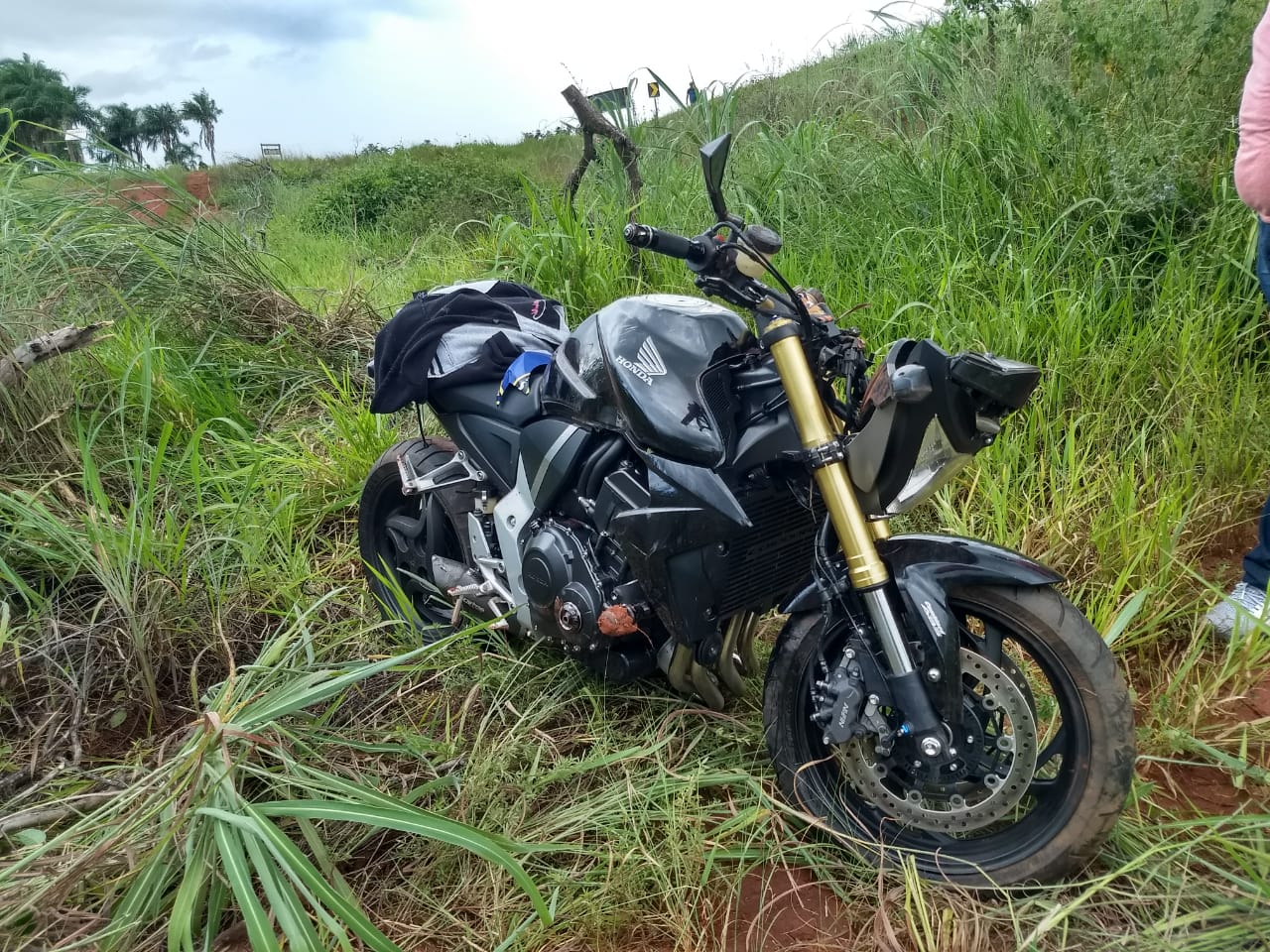 Moto de Josias ficou destruída; causas do acidente serão investigadas - Imagem cedida