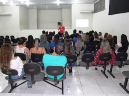 Curso foi aberto no último dia 26, na Escola Municipal Professor João de Lima Paes - Divulgação/IFMS