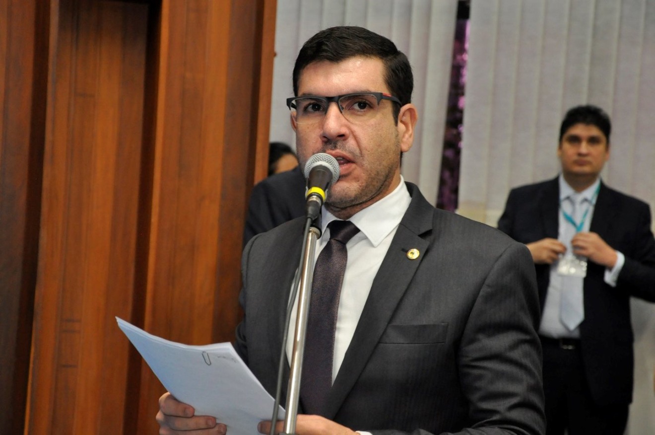 Deputado estadual irá buscar sua assessoria jurídica e comunicar a diretoria nacional sobre o assunto - Luciana Nassar/ALMS