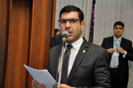 Deputado estadual irá buscar sua assessoria jurídica e comunicar a diretoria nacional sobre o assunto - Luciana Nassar/ALMS