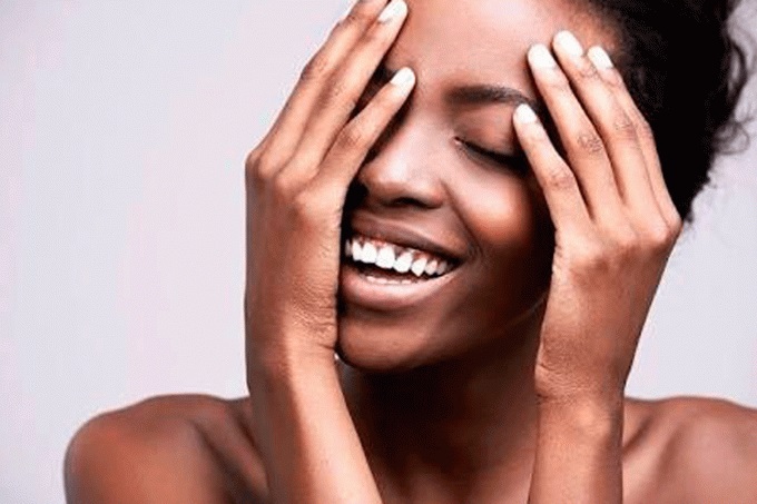 4 maus hábitos que podem prejudicar a saúde da sua pele 4 maus hábitos que podem prejudicar a saúde da sua pele