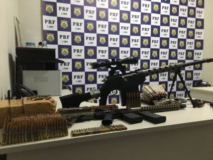 Armas e munição apreendidos pela PRF em Três Lagoas - Divulgação