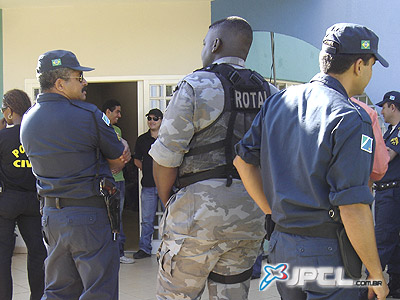 Desde o começo da semana, operações de abordagens e checagem de documentos -