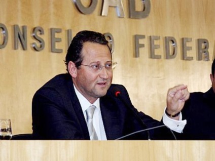 Entrevistado > Advogado tributarista Wladimir Rossi - Divulgação
