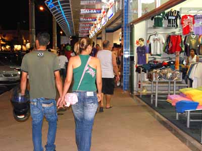 Praça Ramez Tebet é o foco de quem passeia pelo centro da Cidade -