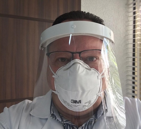 Médico cardiologista, Paulo Castellani, 48 anos, foi o primeiro profissional da medicina a ser contaminado pelo novo coronavírus em Paranaíba - Arquivo Pessoal