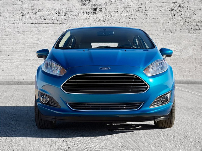 modelo que sofreu a menor variação foi o Ford New Fiesta Titanium, 1.6 vendido no Brasil a partir de R$ 56.470, é anunciado nos Estados Unidos por US$ 18.390 (ou R$ 47.702 na atual cotação do dólar, que é de R$ 2,59)  - Divulgação