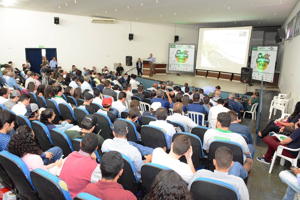 Sojicultores da região sul do Estado acompanhram o 16º Simpósio da Soja em Navirai - foto: Copasul