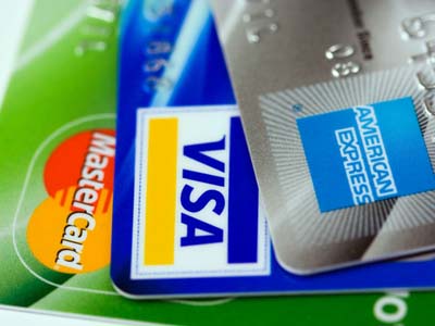 O pagamento mínimo da fatura do cartão de crédito vai subir dos atuais 10% para 15% -