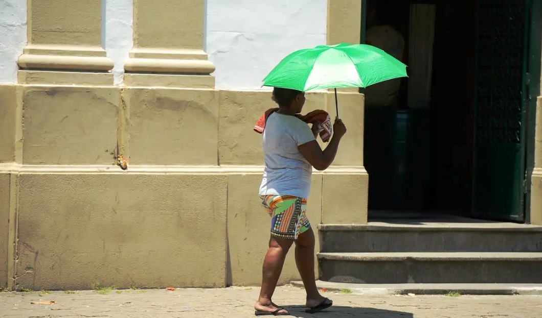 Cuidados redobrados para crianças e idosos.