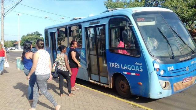 Ônibus continuam sem horários e pontos de paradas - Ana Cristina Santos/JPNews