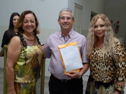 Presidente do Asilo, Amaury Gonsales, recebe dinheiro da Casa da Amizade - Divulgação