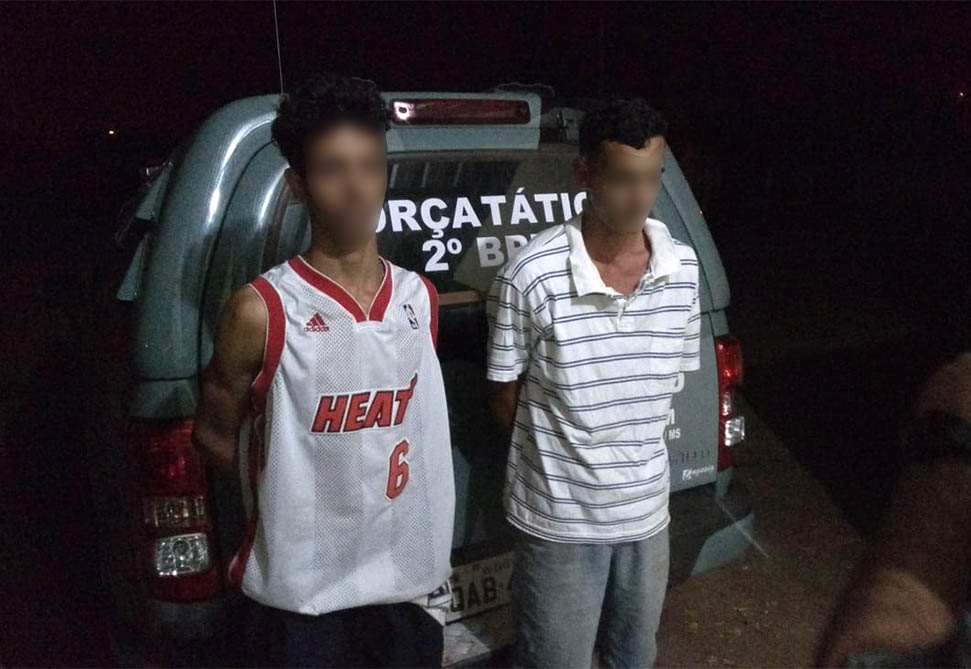 Dupla foi detida logo após o furto, nas proximidades da loja - Divulgação