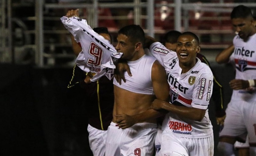 São Paulo é o único que não eliminou um rival nos últimos anos; time pega o Corinthians amanhã - Rubens Chiri/SPFC São Paulo é o único que não eliminou um rival nos últimos anos; time pega o Corinthians amanhã - Rubens Chiri/SPFC