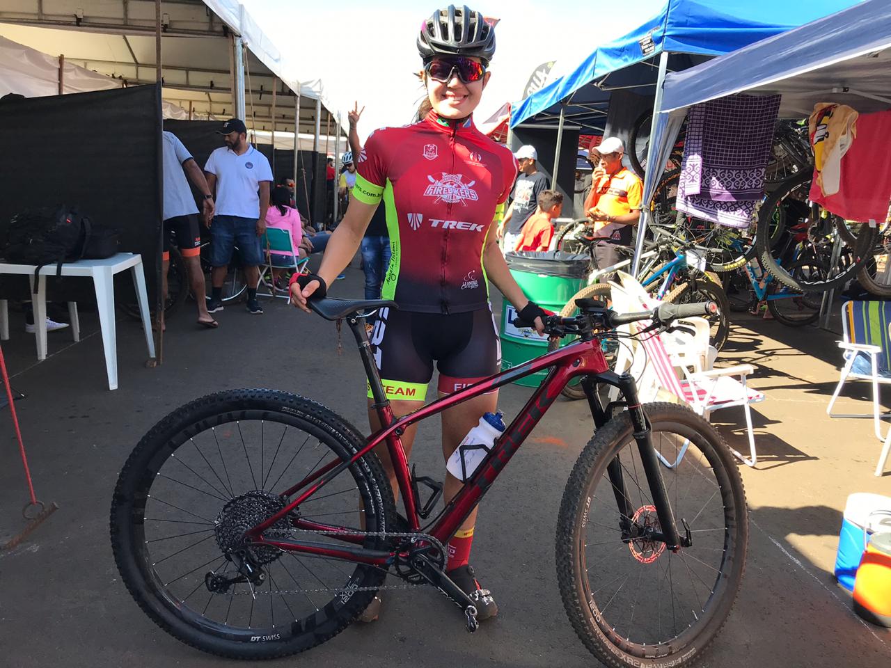 Larissa Souza, atleta de Campo Grande, está em Costa Rica para Mundial 24h MTB - Israel Espindola/CBN Larissa Souza, atleta de Campo Grande, está em Costa Rica para Mundial 24h MTB - Israel Espindola/CBN