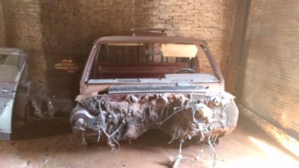 Plataformas de veículos prontas para pintura, peças sem documentação e carro furtado no interior de SP foram encontrados em depósito de oficina - Arquivo/Polícia Civil do Estado de São Paulo Plataformas de veículos prontas para pintura, peças sem documentação e carro furtado no interior de SP foram encontrados em depósito de oficina - Arquivo/Polícia Civil do Estado de São Paulo