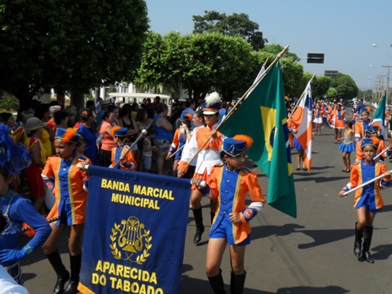 A Banda Marcial Municipal desfilou pela primeira vez fora da cidade - Divulgação/Assessoria de Imprensa