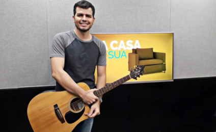 Léo Lopes - cantor e compositor - Steffany Pincela/JPNEWS