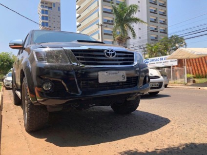 O motorista que for flagrado dirigindo veículo não licenciado comete infração gravíssima, que prevê aplicação de multa, sete pontos carteira e ainda apreensão do veículo - Isabelly Melo
