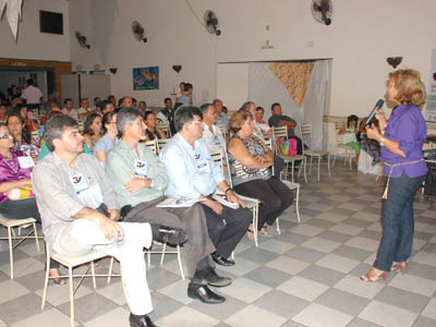 A abertura do evento aconteceu na noite de terça-feira (8), no Souvenir Buffet -