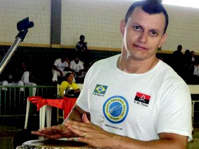 Mestre Sapela será um dos avaliadores dos capoeiristas -